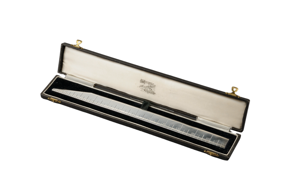 Ruler in Sterling silver by JW Cassidy & Son Ltd, Worcester, Circa 1932.